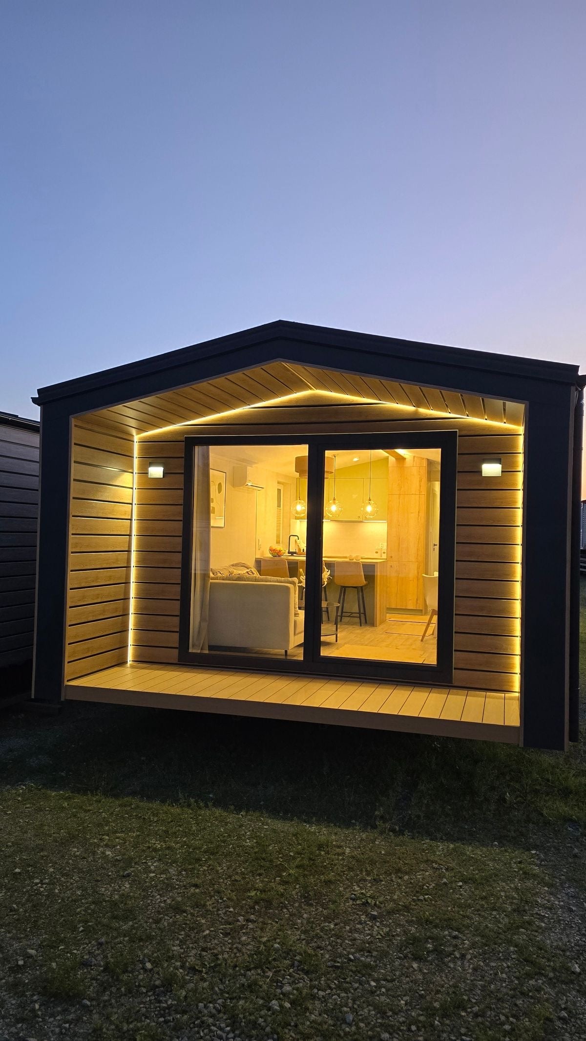 CASA BERYL SHADOW TURNER CHÊNE MALT 14M X 4,13 M – Image 2