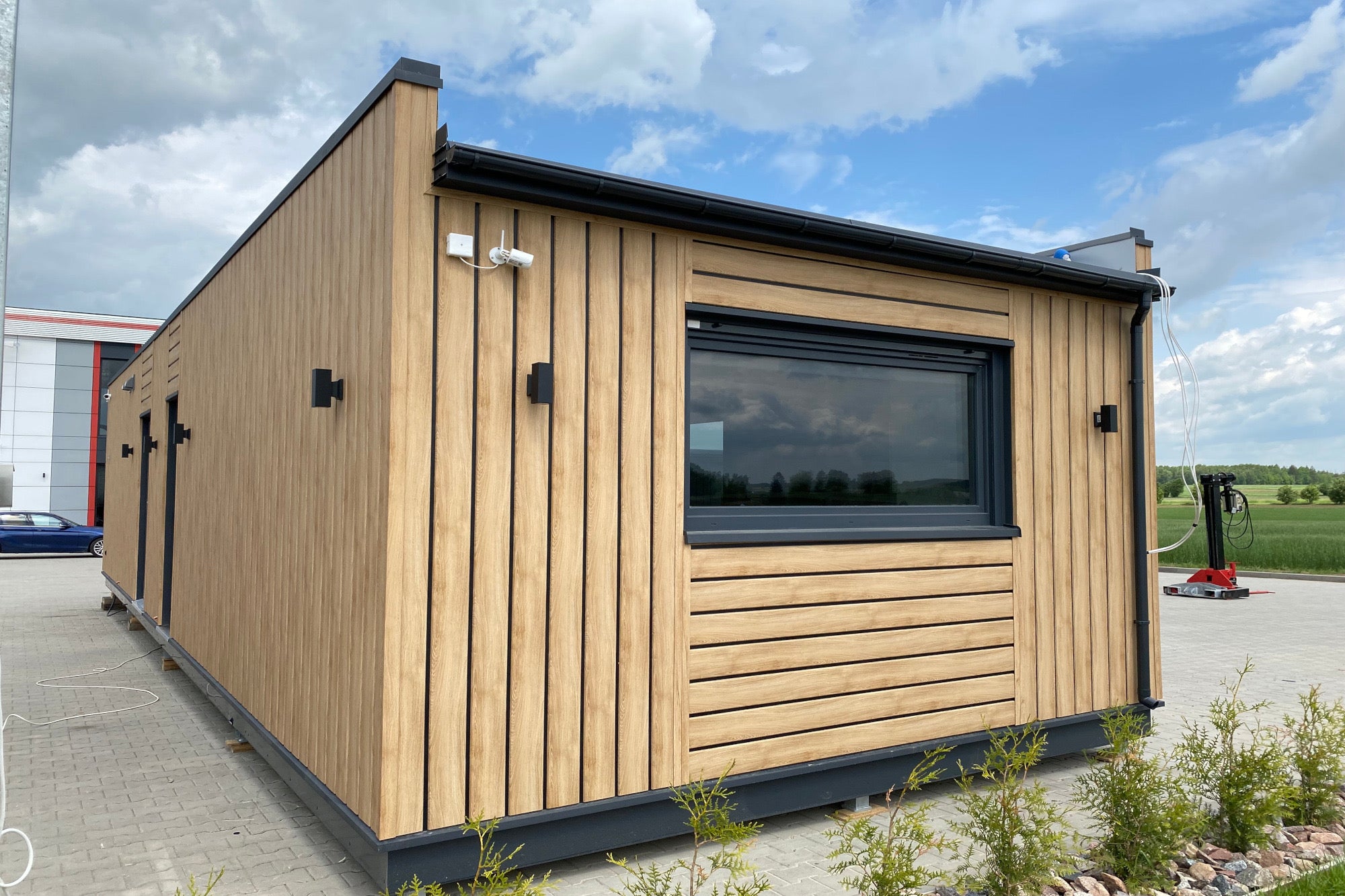 CASA CONTENEDOR MODELO TERRABOX 100 (12,2 X 4,5 M) – Image 3