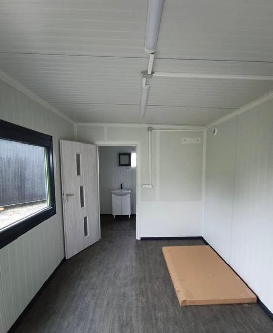 CONTENEDOR DE OFICINA CON BANO 6x3M – Image 5