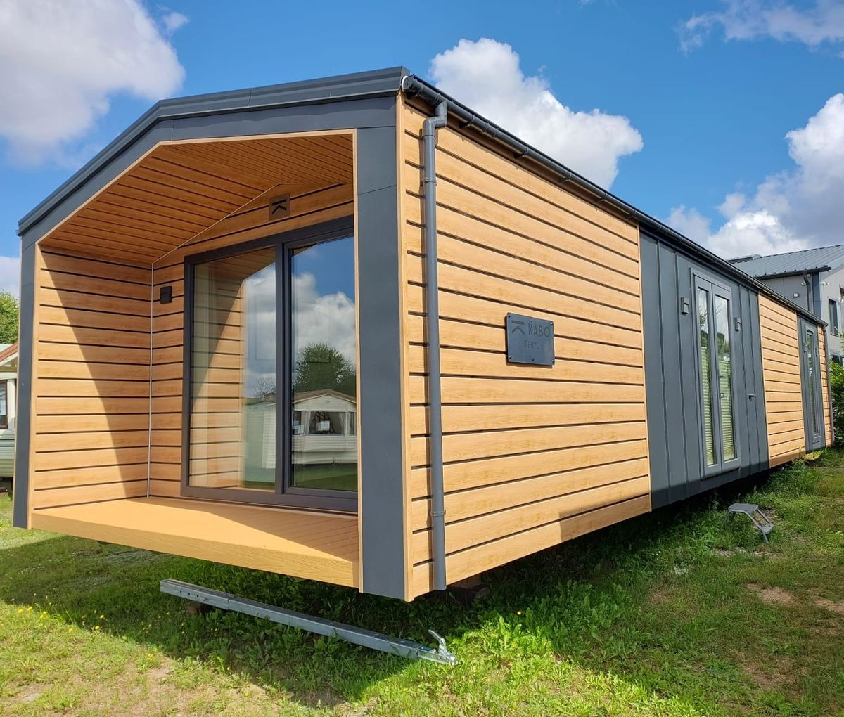 CASA BERYL SHADOW TURNER CHÊNE MALT 14M X 4,13 M – Image 3