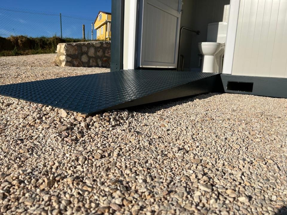 CONTENEDOR SANITARIO PARA DISCAPACITADOS ( 220 X 220 M ) NUEVO – Image 4