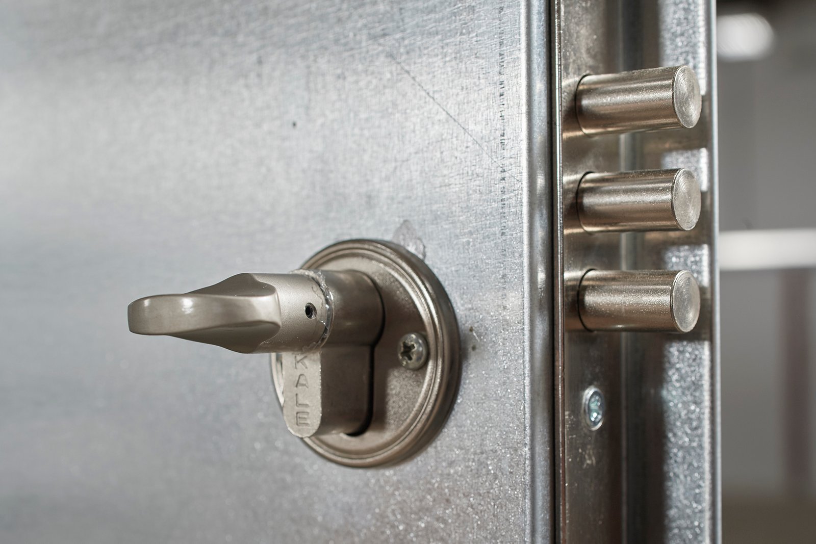 CONTENEDOR DE ALMACENAMIENTO METÁLICO PLANO (2M) – Image 7