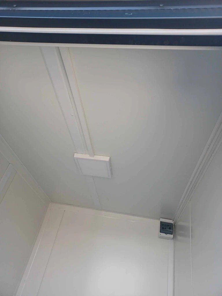 Contenedor Sanitario Doble de 2 Cabinas – Image 13