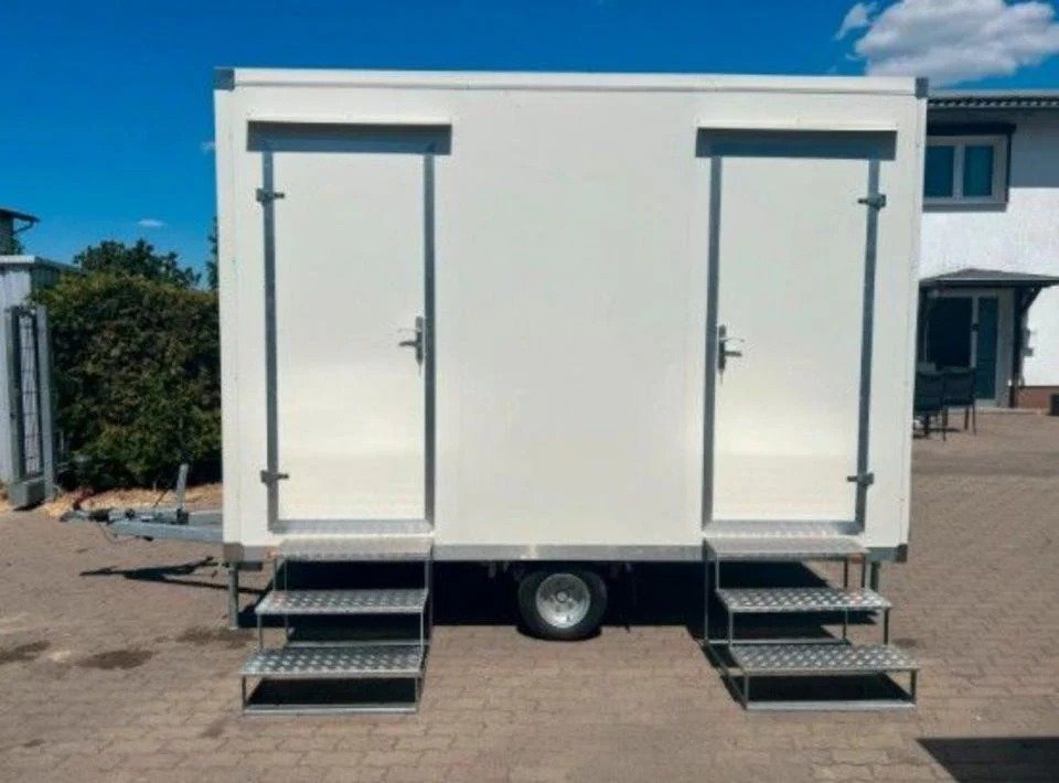 Remolque Sanitario Autónomo con Tanques – Image 2