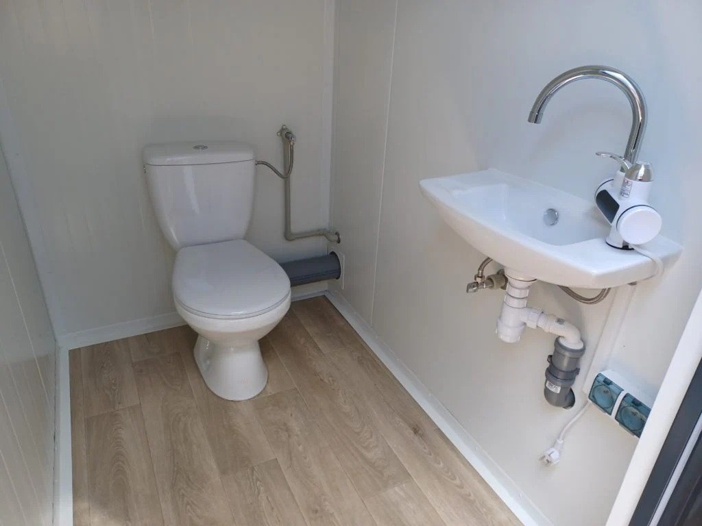 Contenedor Sanitario Doble de 2 Cabinas – Image 4