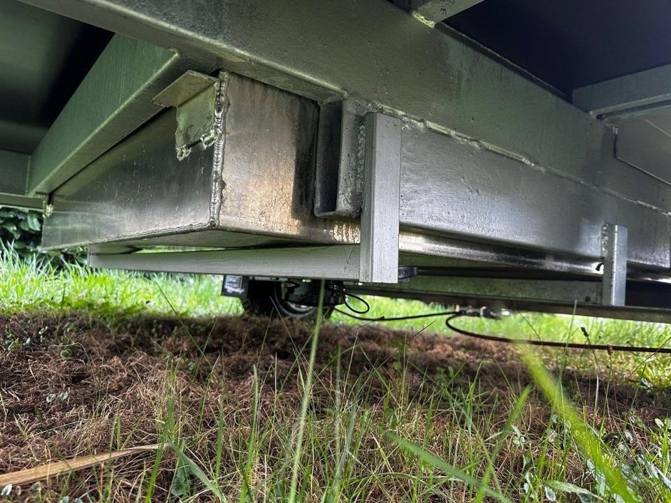 Remolque Sanitario Autónomo con Tanques – Image 5